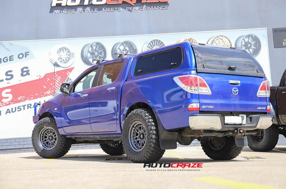 MAZDA BT 50 NITRO ANTHRACITE